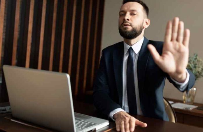 Refus d’une offre d’emploi : comment agir avec courtoisie ? Refus d’une offre d’emploi : comment agir avec courtoisie ?