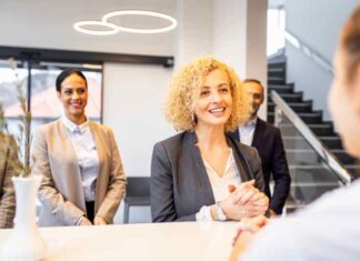 Accueil en entreprise : pourquoi il est devenu un levier stratégique de marque en 2026 Accueil en entreprise : pourquoi il est devenu un levier stratégique de marque en 2026 AFRAA